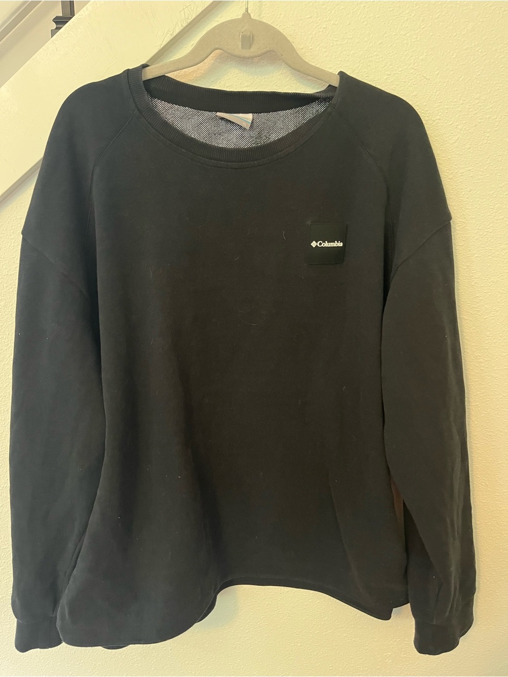 Columbia Black Logo Patch Pullover